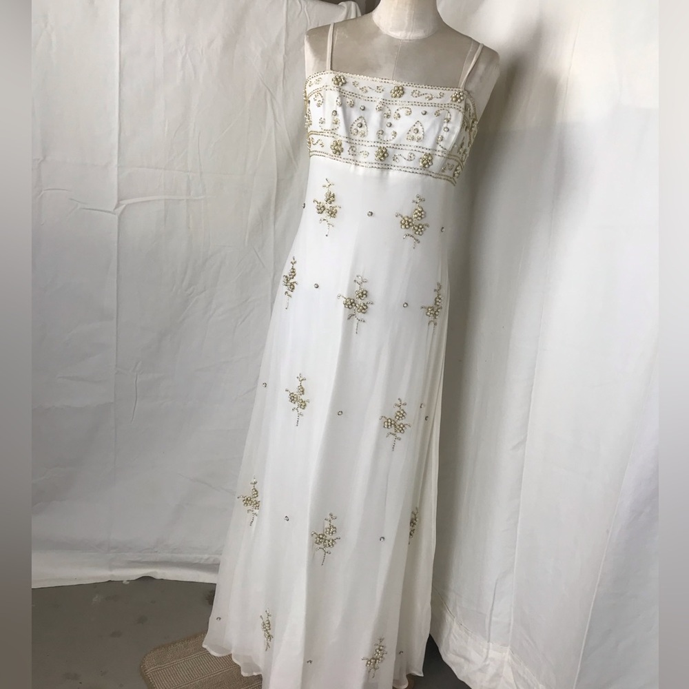 Niki Livas Silk Beaded White Dress Sz 10